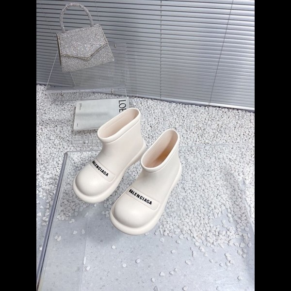 balenciag* 레인부츠